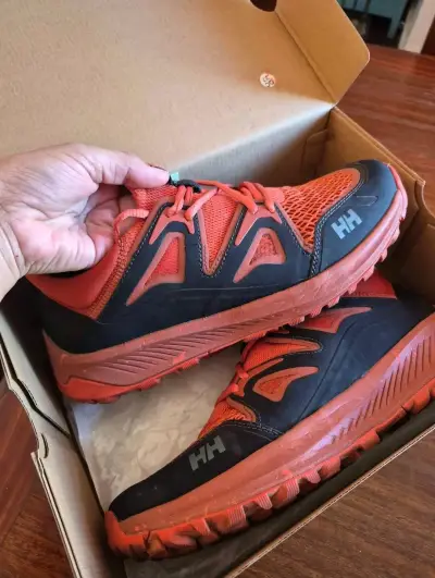 Zapatillas de trail running Helly Hansen rojas - miniatura 1