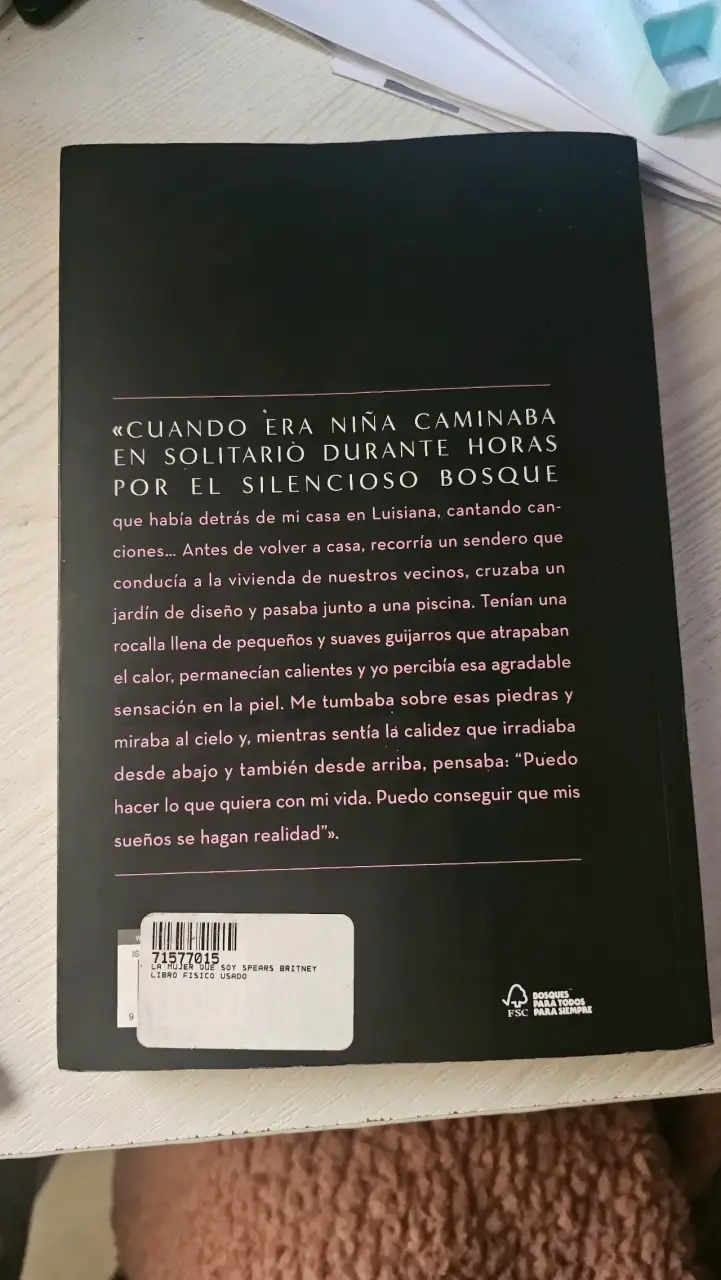 Libro 'La Mujer Que Soy' de Britney Spears - 2