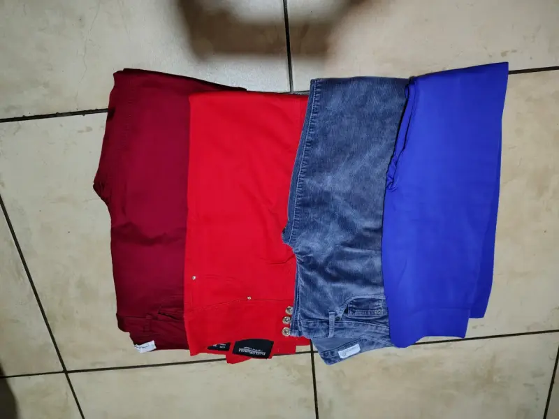 Lote de ropa variada para hombre y mujer - 3