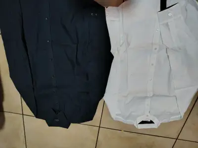 Lote de ropa variada para hombre y mujer - miniatura 4
