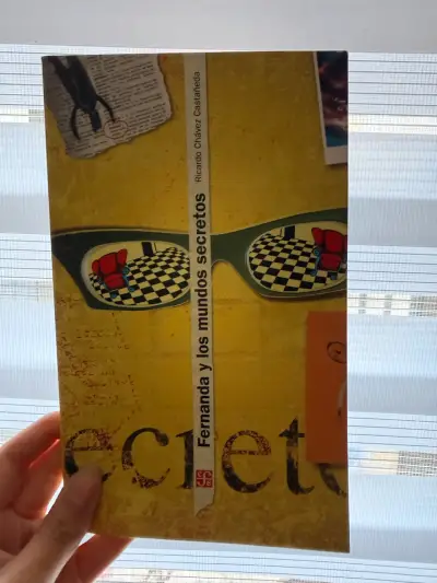 Libro 'Fernanda y los mundos secretos' de Ricardo Chávez Castañeda - miniatura 1