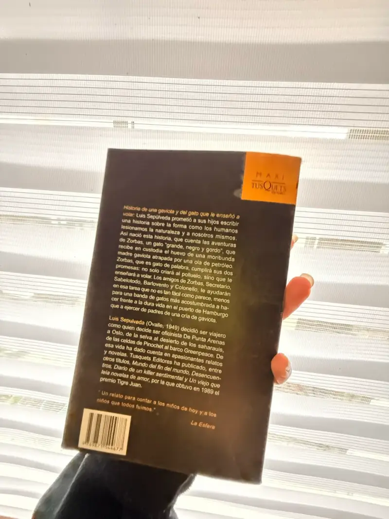 Libro 'Historia de una gaviota y del gato que le enseñó a volar' de Luis Sepúlveda - 3