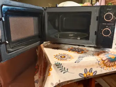 Horno microondas Midea MMP-20M711 12L - miniatura 2