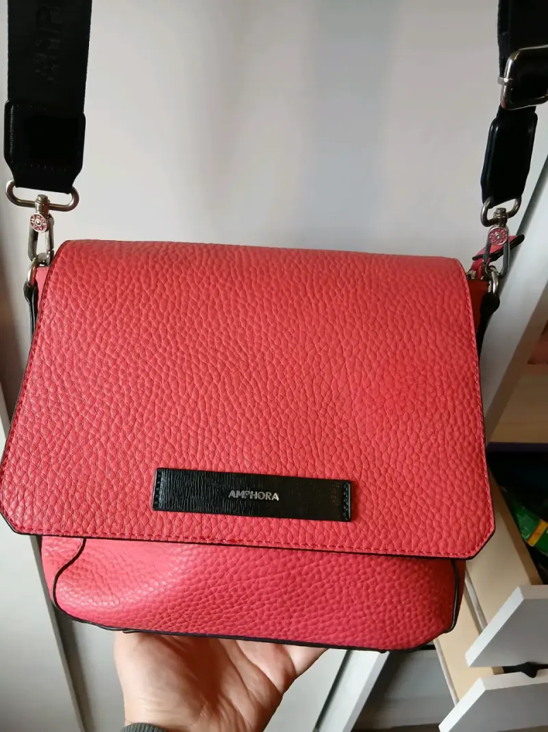 Cartera roja Amphora con correa ajustable - 1