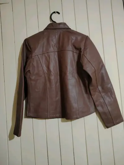 Chaqueta de cuero marrón para mujer - miniatura 2
