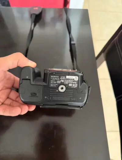 Cámara DSLR Sony Alpha 37 con funciones avanzadas - miniatura 3