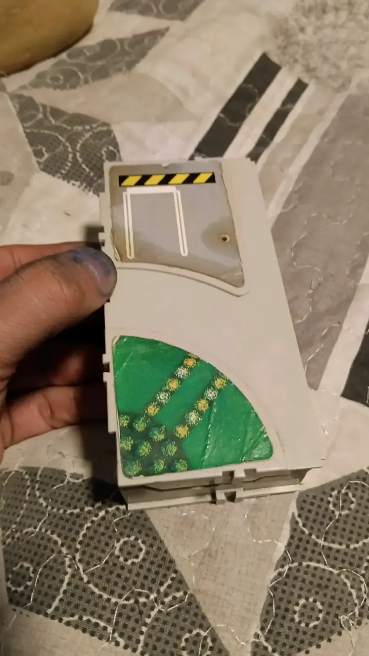 Set de juego de autos de emergencia con helipuerto - 2