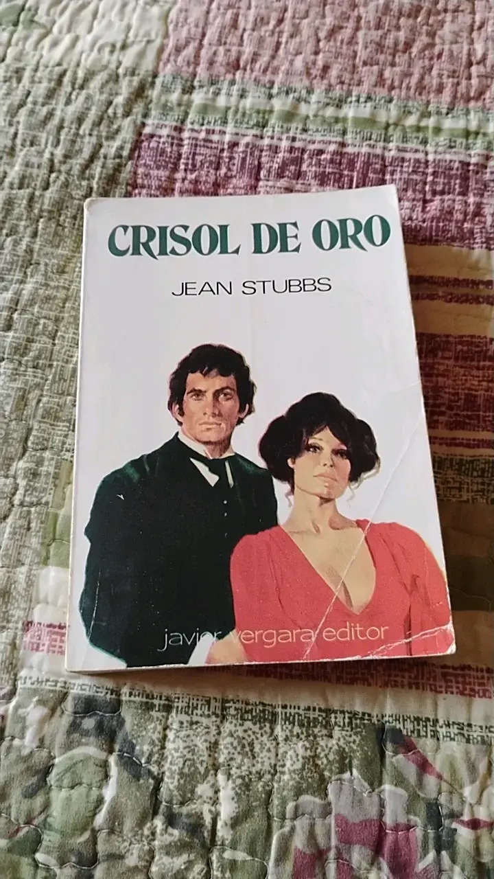 Libro Crisol de Oro de Jean Stubbs - 1
