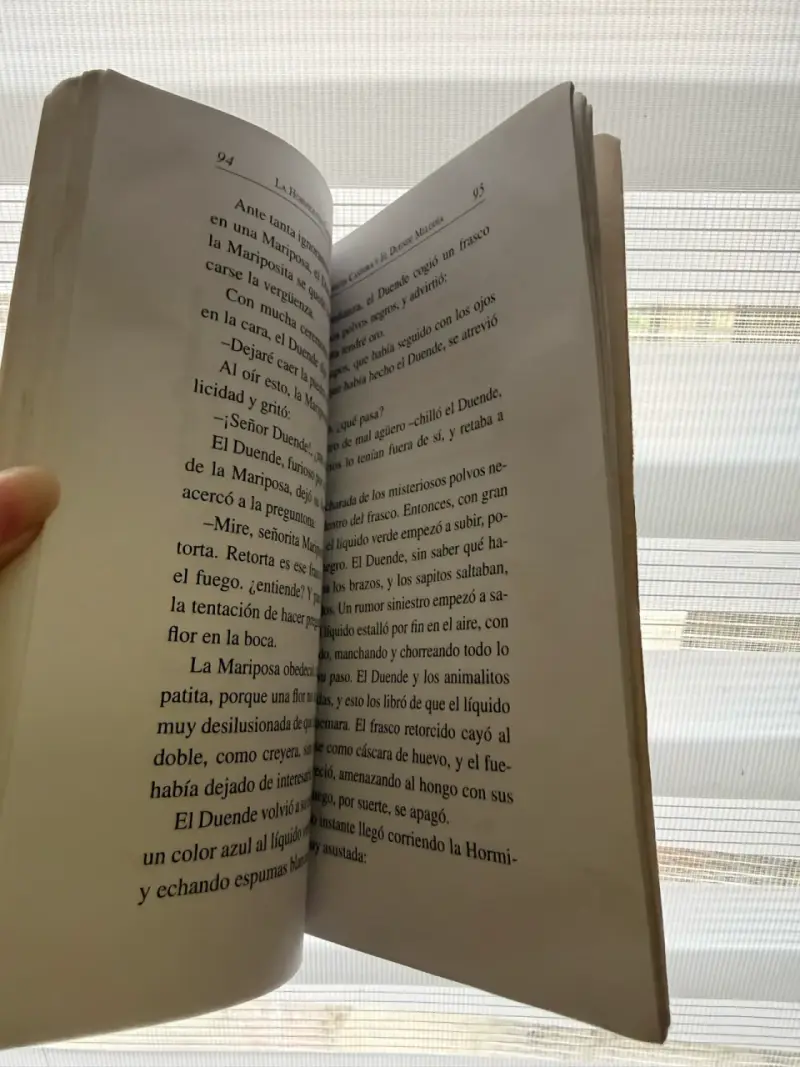 Libro 'La Hormiguita Cantora y el Duende Melodía' de Alicia Morel - 2