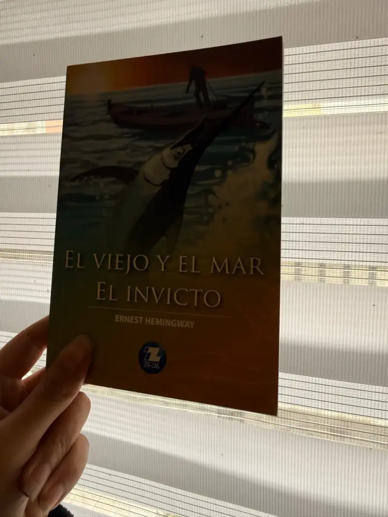 Libro El Viejo y El Mar de Ernest Hemingway - 1