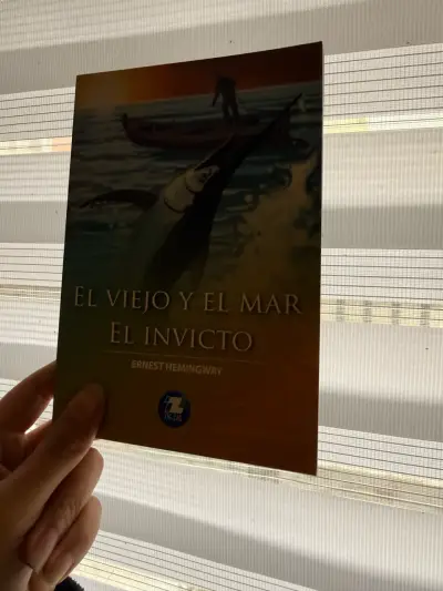 Libro El Viejo y El Mar de Ernest Hemingway - miniatura 1