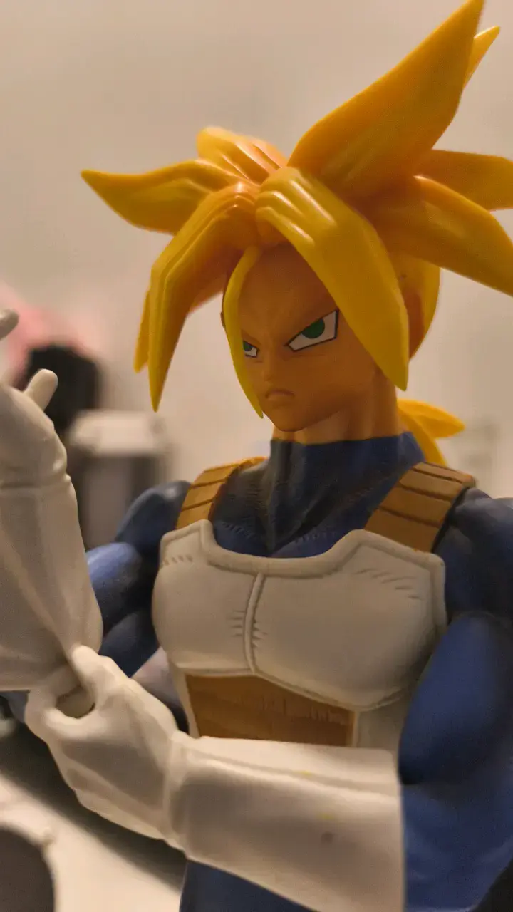 Figura de acción Trunks Super Saiyan - 2