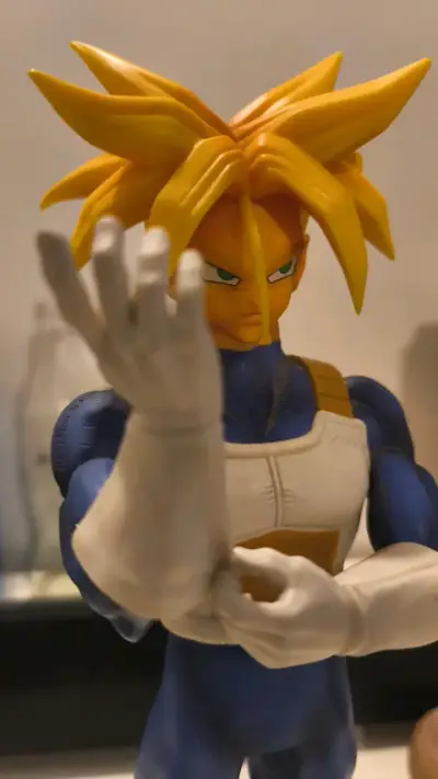 Figura de acción Trunks Super Saiyan - miniatura 3