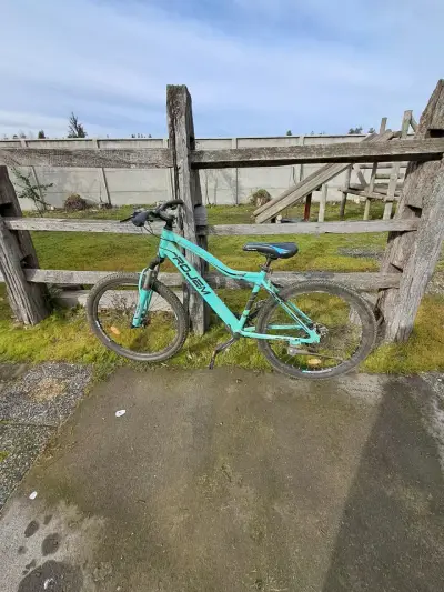 Bicicleta de montaña Rojem azul con suspensión - miniatura 2