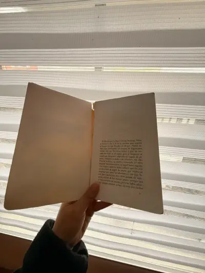 Libro Crónica de una Muerte Anunciada Gabriel García Márquez - miniatura 4