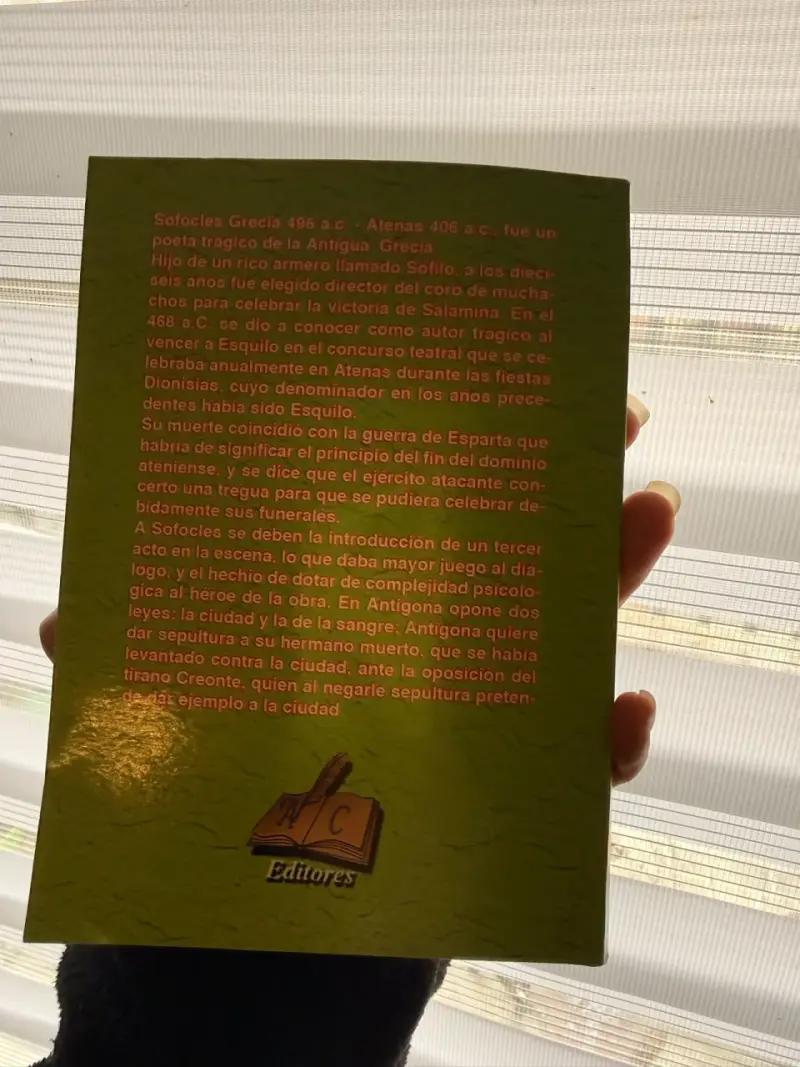 Libro Edipo Rey de Sófocles en buen estado - 3