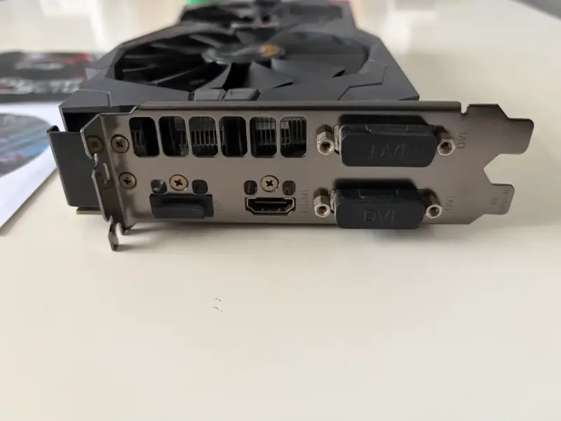 Tarjeta gráfica RX570 8Gb ASUS ROG STRIX - 3