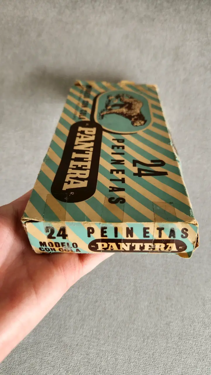 Set vintage de 8 peinetas Pantera - 2