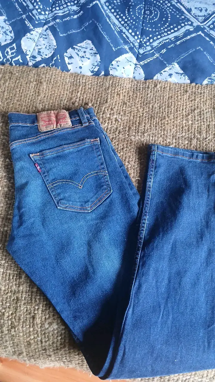 Jeans levis de mezclilla azul - 2
