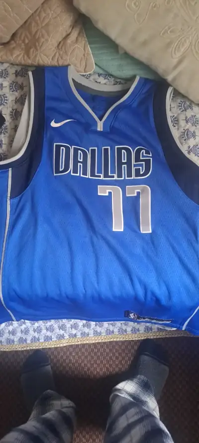 Camiseta NBA Dallas Mavericks Doncic Azul - miniatura 2