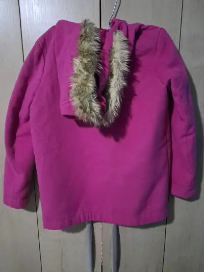 Abrigo infantil rosa para niña - miniatura 2