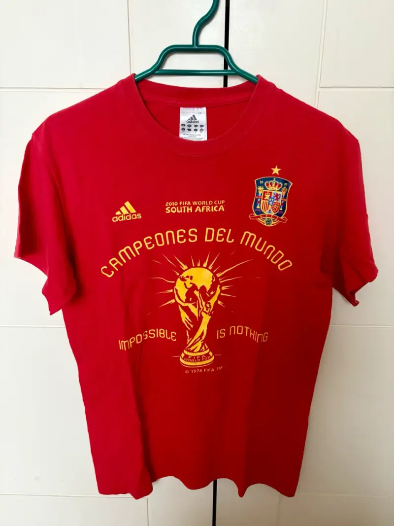 Polera Adidas España Campeones del Mundo 2010 - 1