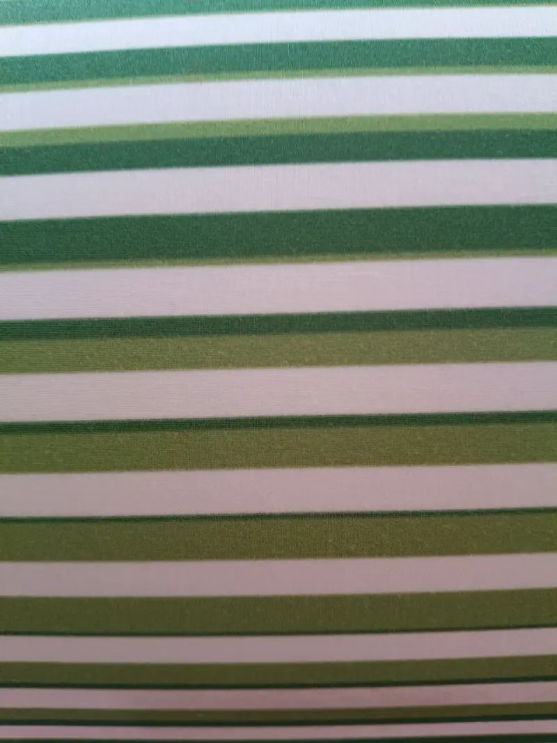 Pantalla de lámpara con diseño de rayas verdes - 3