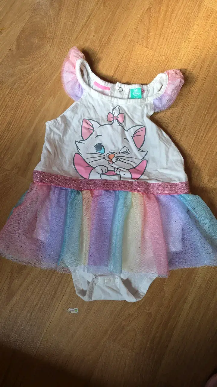 Body de bebé Disney con diseño de gatito y tutu arcoíris - 1