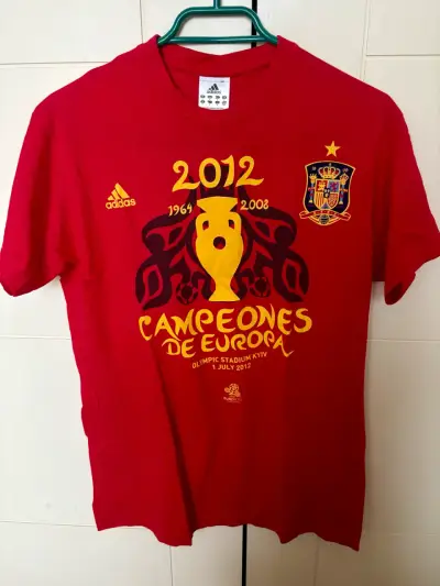 Polera Adidas  España Campeones de Europa 2012 - miniatura 1