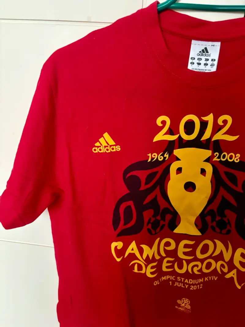 Polera Adidas  España Campeones de Europa 2012 - 2