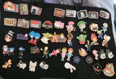 Pins Variados - miniatura 1