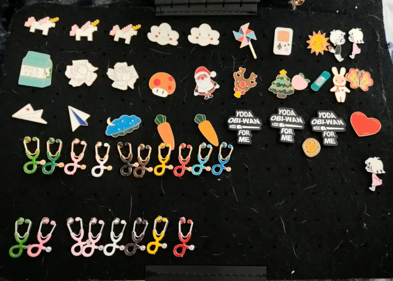 Pins Variados - 3