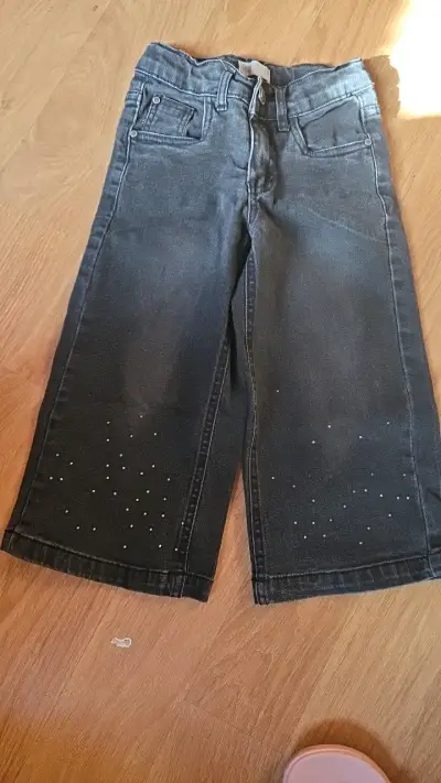 Jeans de mezclilla para niña con brillos - miniatura 1