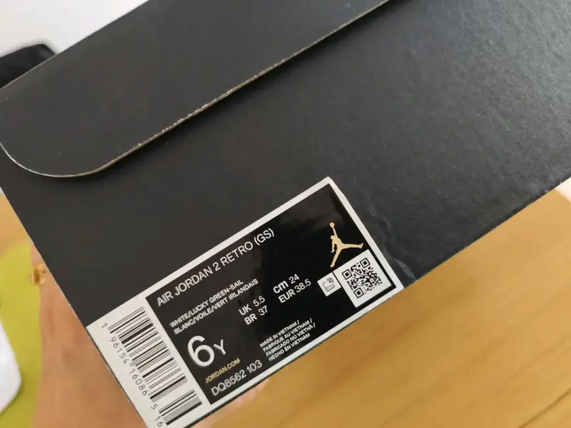 Zapatillas deportivas Nike Jordan retro 2 - 4