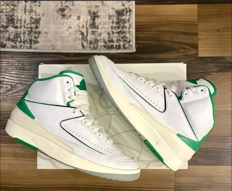 Zapatillas deportivas Nike Jordan retro 2 - 5