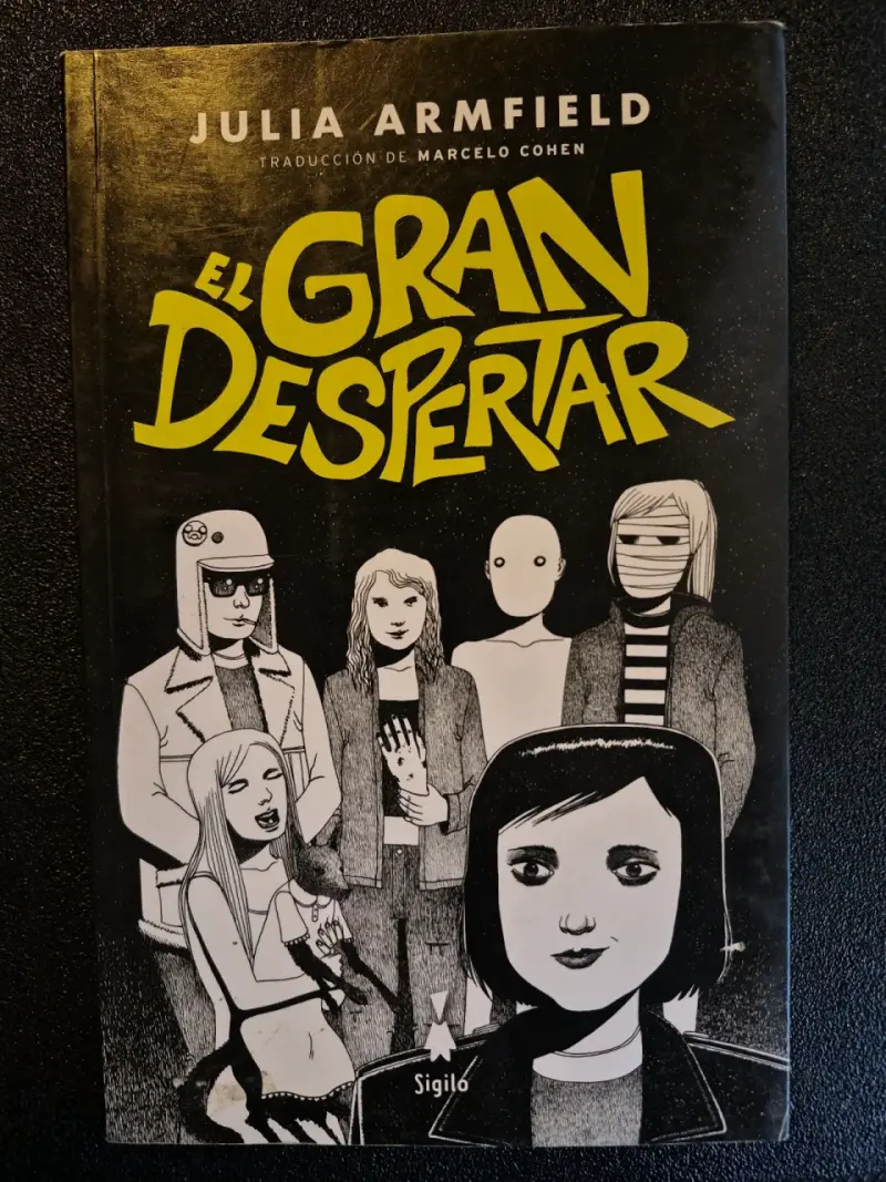 Libro 'El Gran Despertar' de Julia Armfield