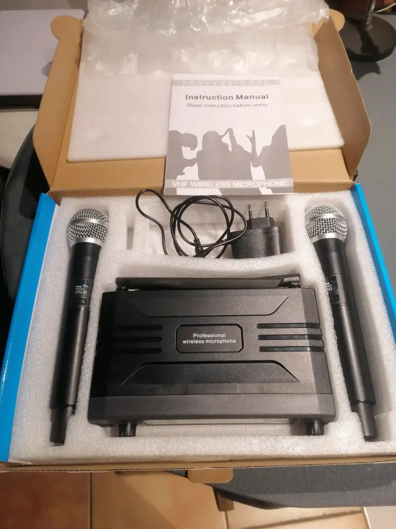 Sistema de micrófonos inalámbricos VHF profesional - 1