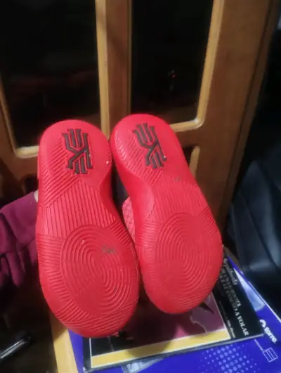Zapatillas deportivas rojas para niños - miniatura 2