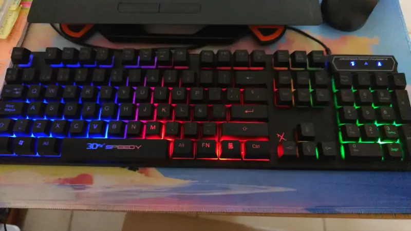 Teclado mecánico gamer retroiluminado 3DX Speedy