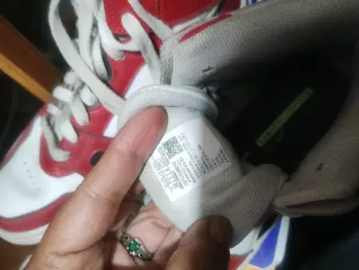 Zapatillas deportivas Reebok rojas y blancas - miniatura 3