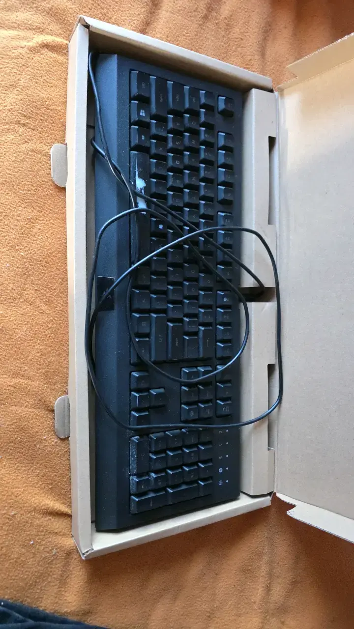 Teclado USB negro en caja original - 1