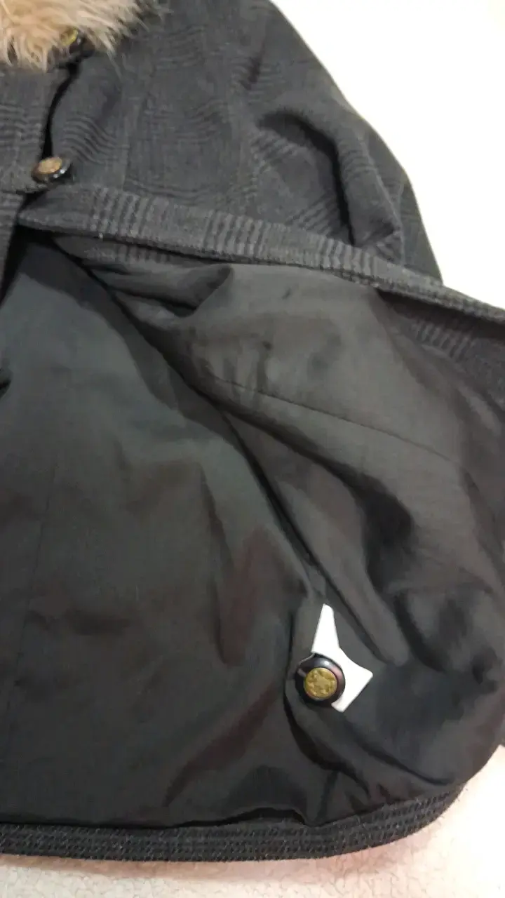 Abrigo de mujer con cuello de piel sintética - 6