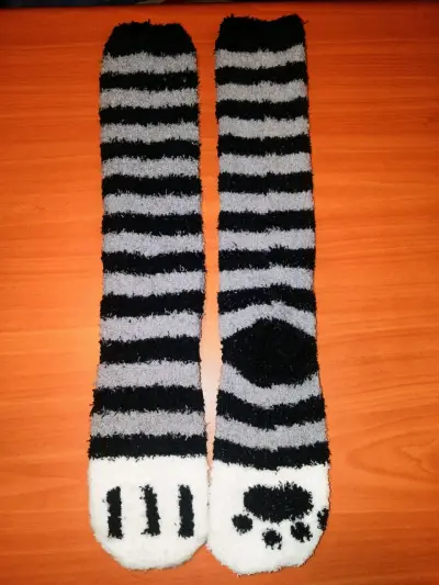 Calcetines largos de invierno con diseño gato - miniatura 2