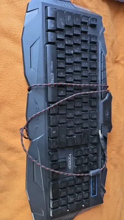 Teclado gamer USB Marvo Scorpion - miniatura 1