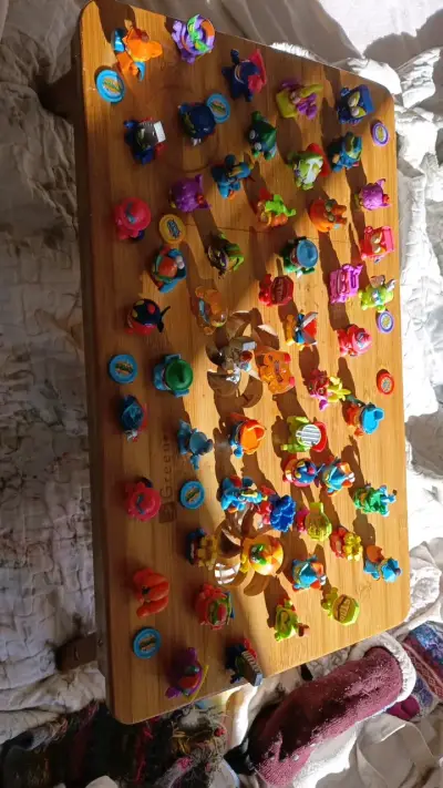 Colección de figuras de juguete super zings - miniatura 1