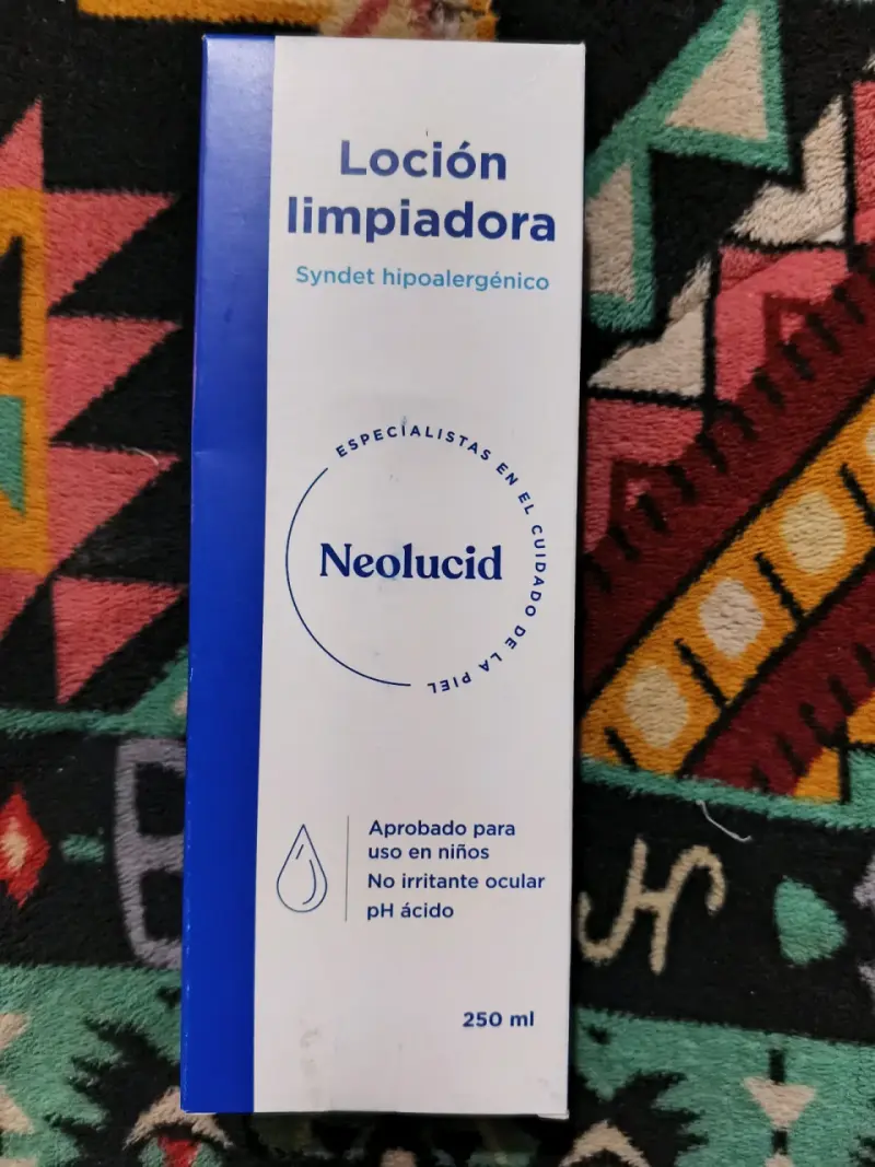Loción limpiadora Neolucid syndet hipoalergénico 250ml - 3