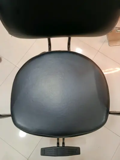 Silla de oficina ergonómica negra - miniatura 1