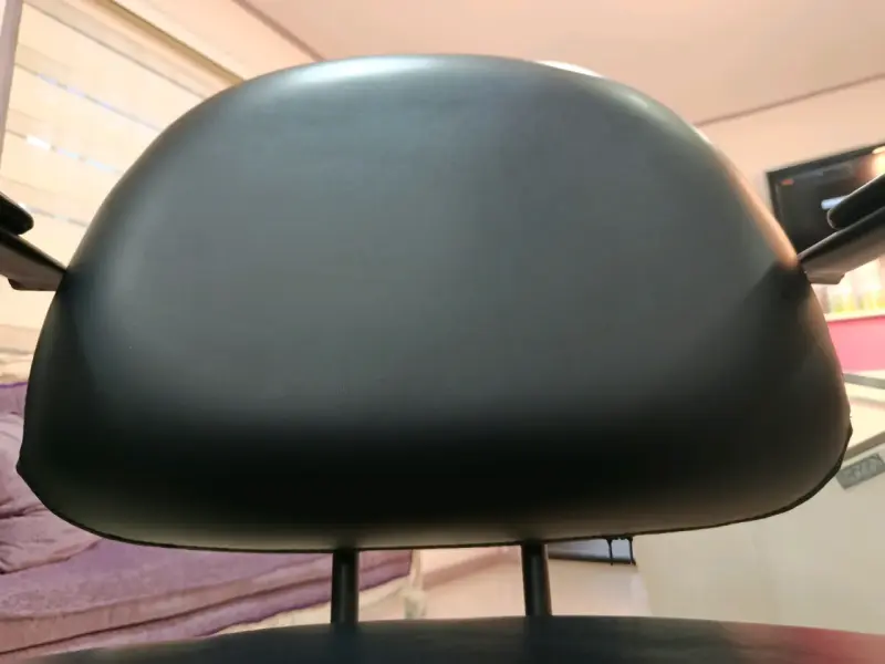 Silla de oficina ergonómica negra - 4