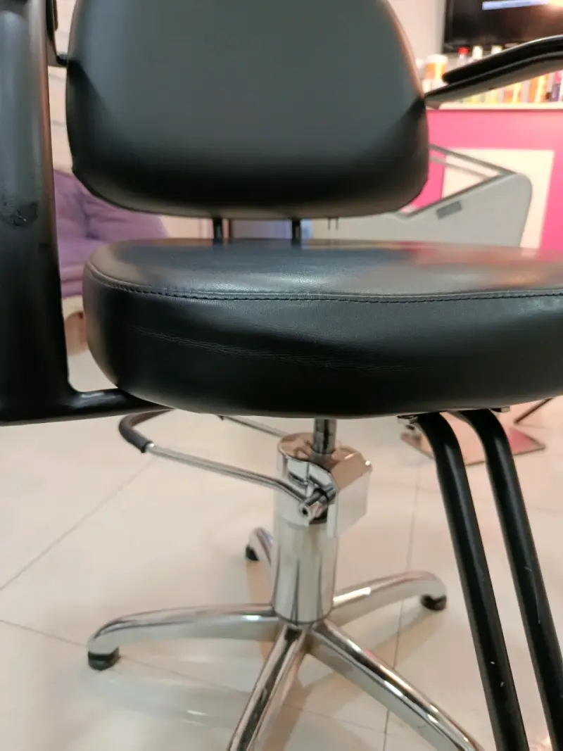 Silla de oficina ergonómica negra - 6