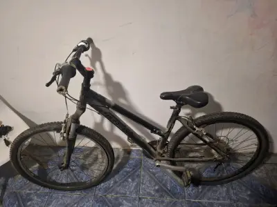 Bicicleta Oxford y tres 24 y 26 - miniatura 3